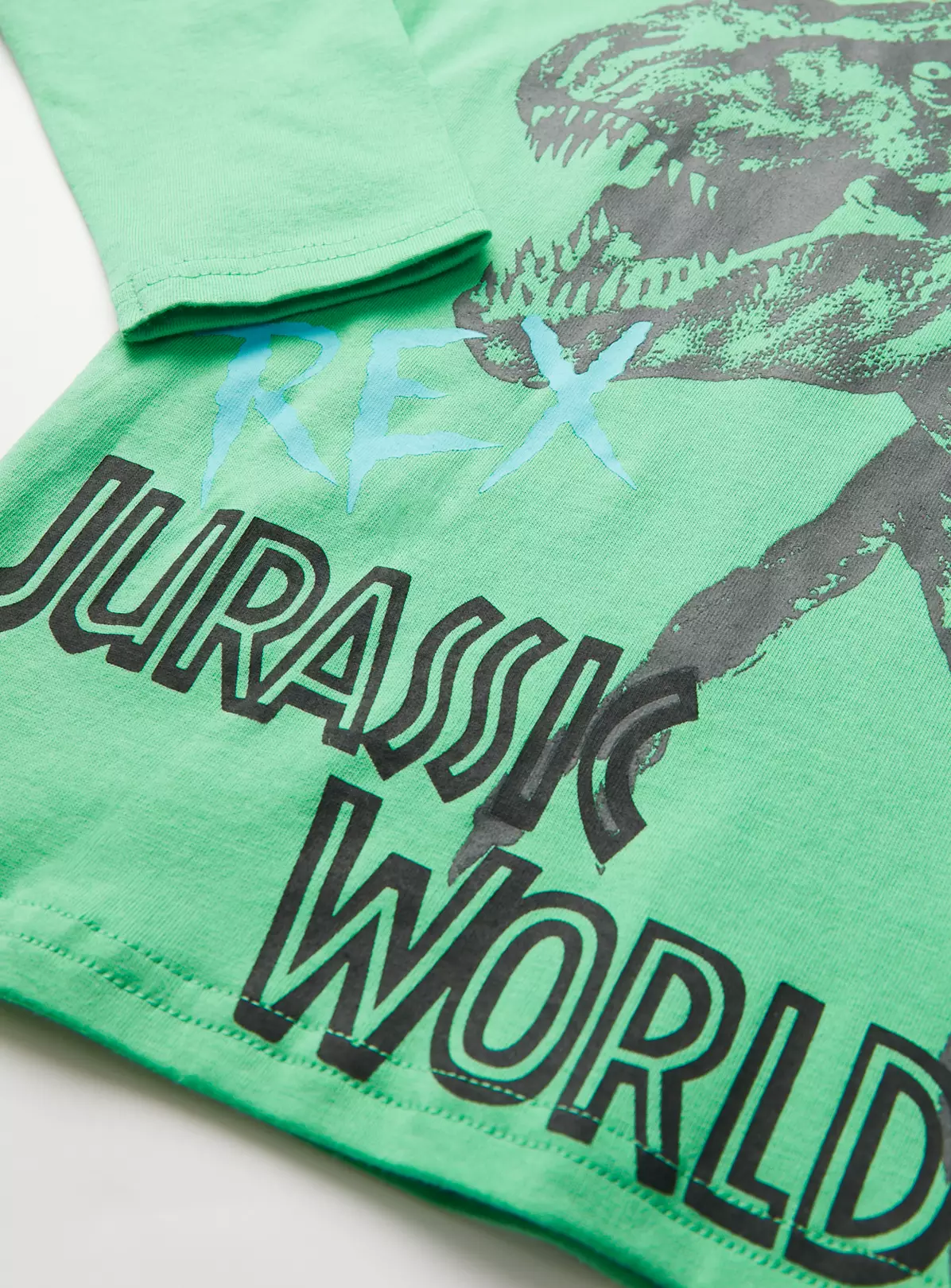 Jurassic World Green Long Sleeve T-Shirt 10 Years 4 Jurassic World Green Long Sleeve T-Shirt 10 Years - Image 2