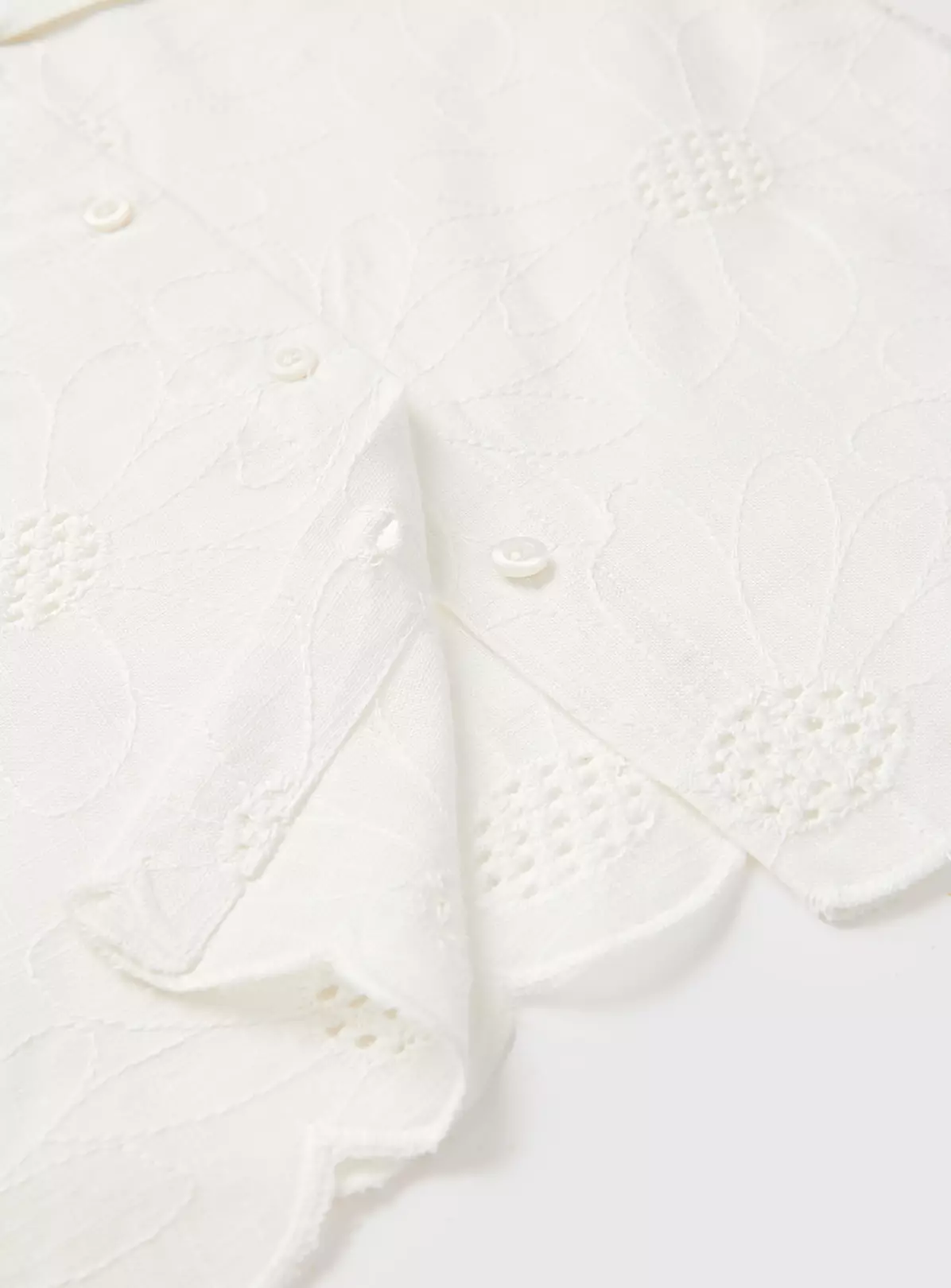 White Scallop Edge Woven Shirt 11 Years 3 White Scallop Edge Woven Shirt 11 Years